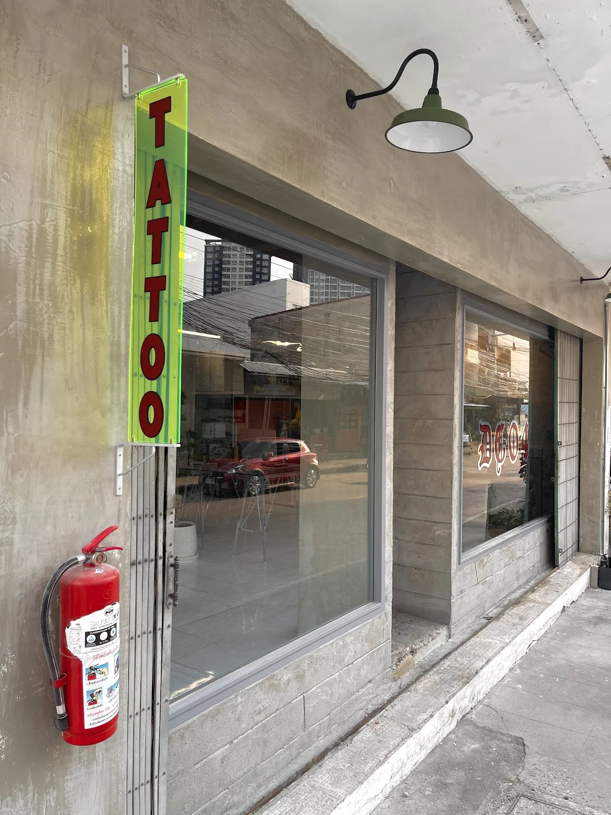 DC.04 ink hunters tattoo shop in Si Racha