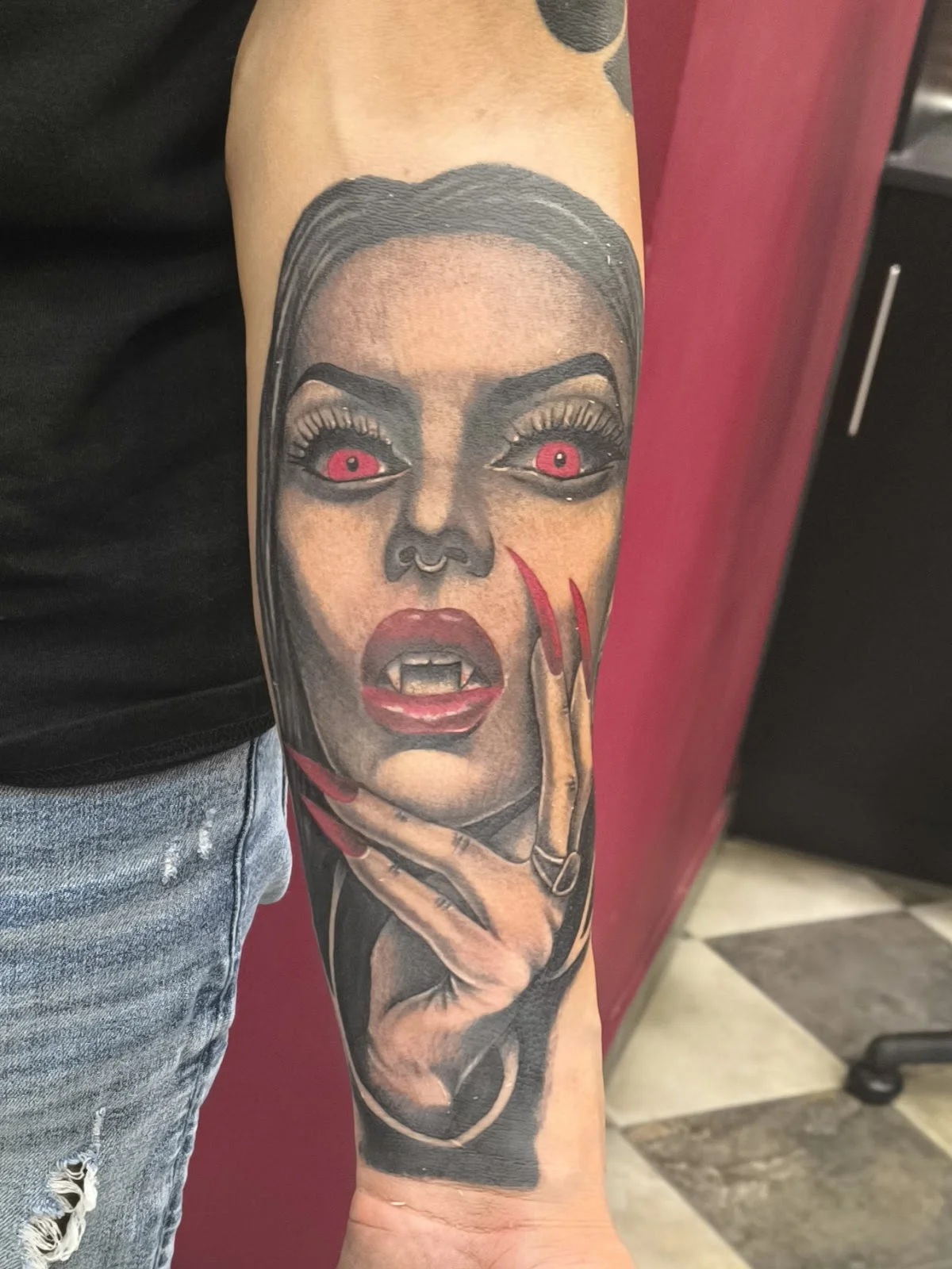 David X-art Tattoo & Piercing Studio tattoo shop in Peristeri