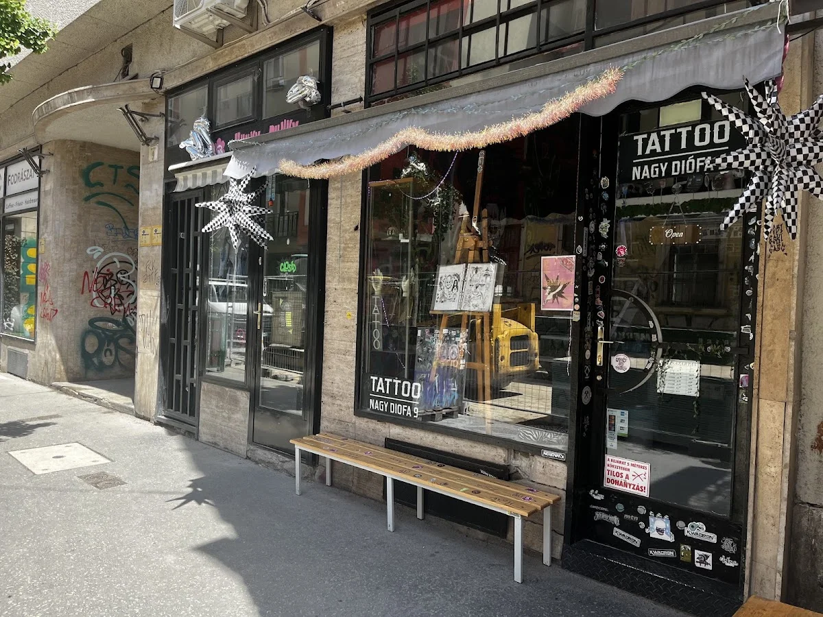 Street Art Tattoo tattoo shop in Budapest