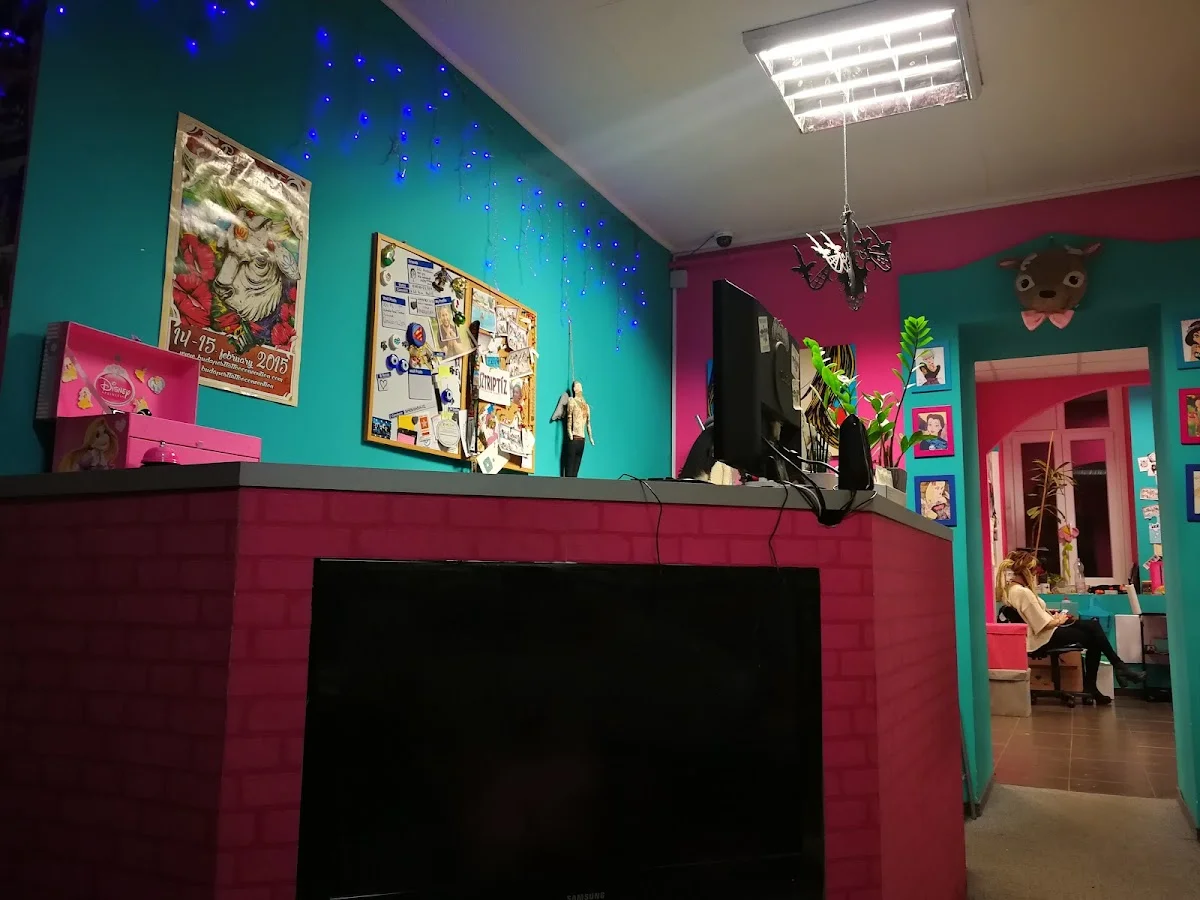 Wonderland Tattoo tattoo shop in Budapest