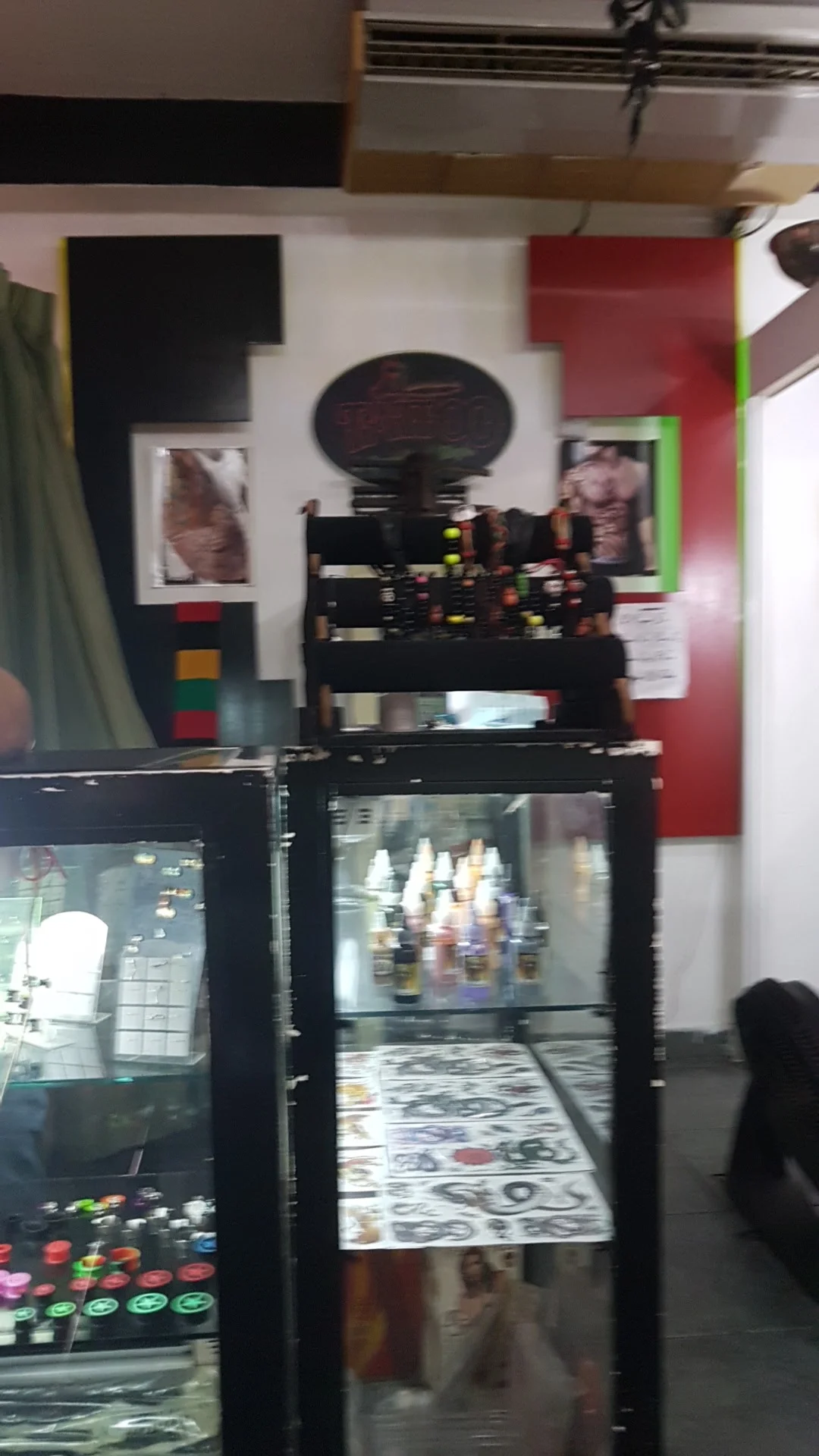 Harrys Tattoo tattoo shop in Maturin