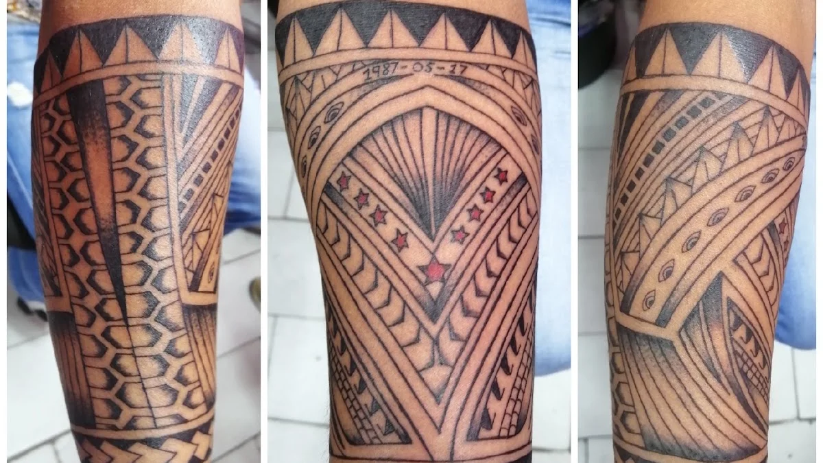 Om Tattooz and Body piercing tattoo shop in Johannesburg