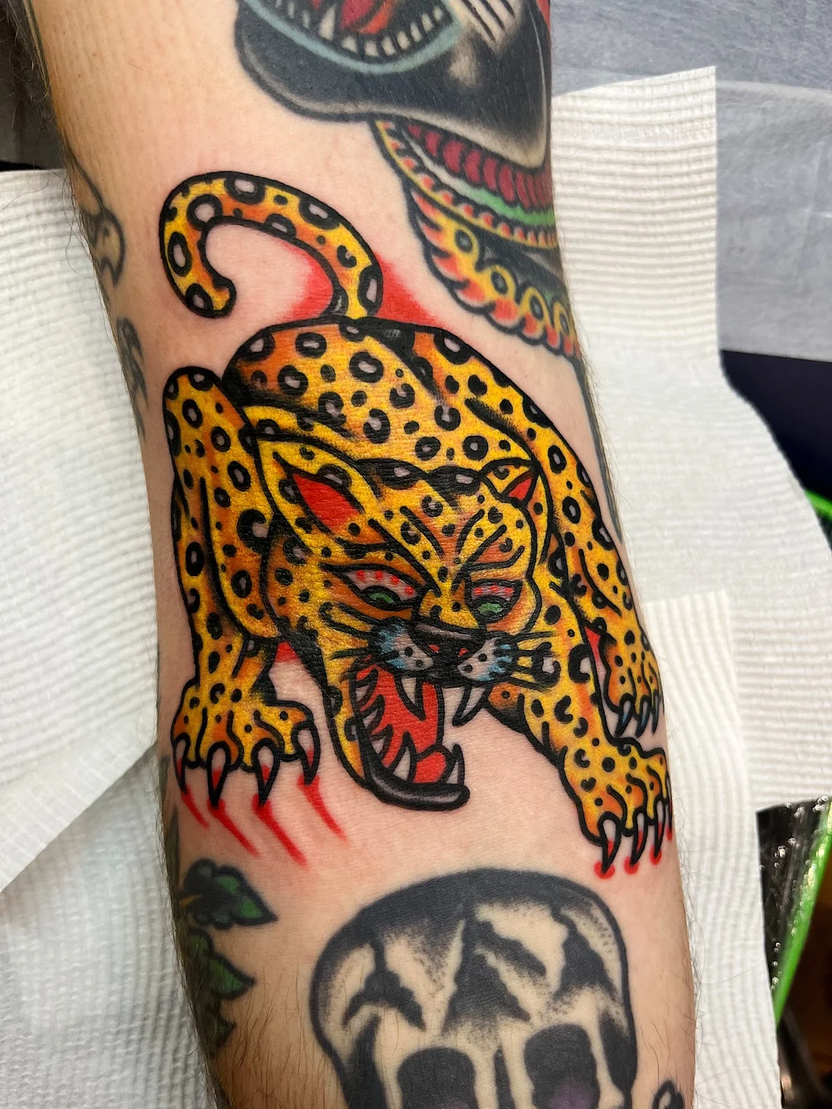Cosmic seoul tattoo tattoo shop in Seoul