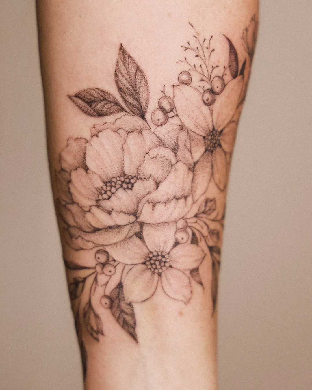 Amulett Fineline Tattoo & Picolaser Tattooentfernung Zürich tattoo shop in Zurich
