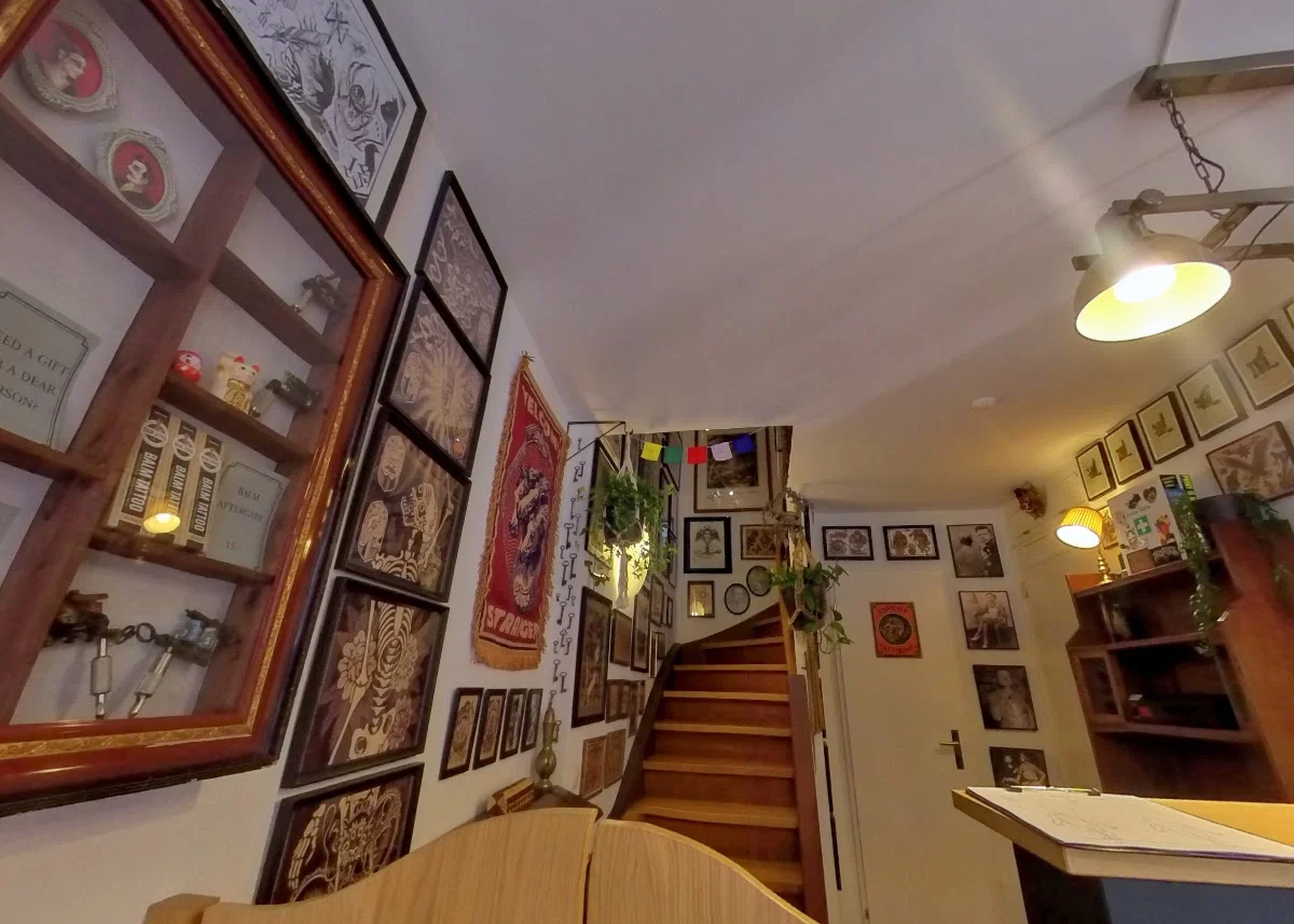 Nine Circles Tattoo tattoo shop in Basel