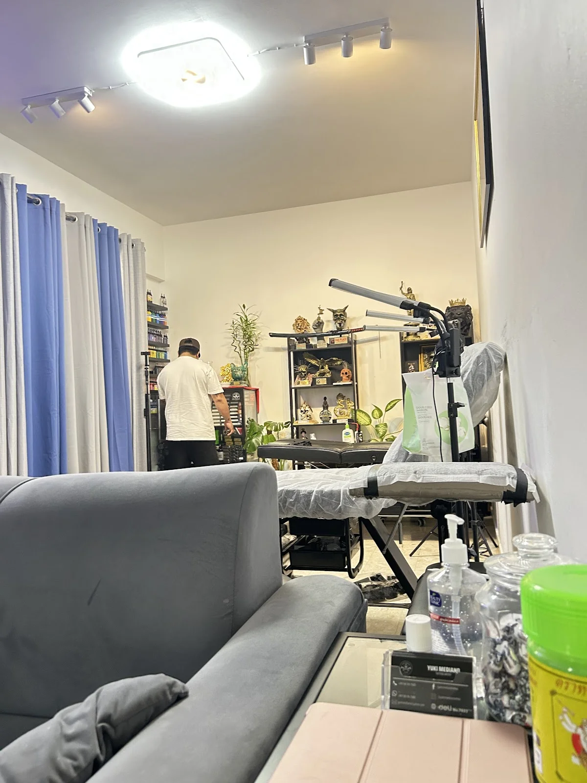 Abu Dhabi Tattoo Shop by Yuks Mediano tattoo shop in Abu Dhabi