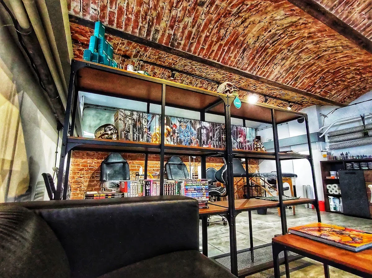 5HT Tattoo Studio tattoo shop in Lodz