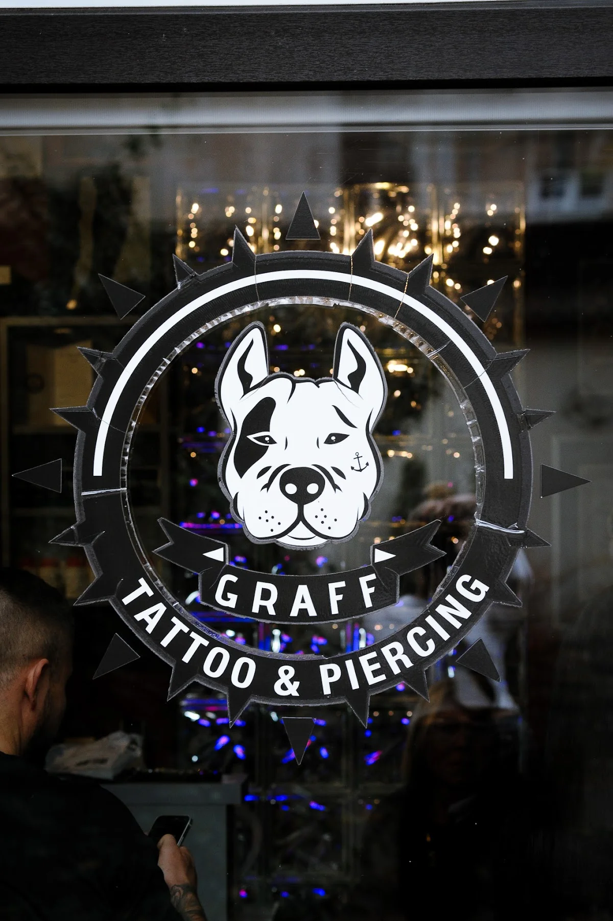 Graff Tattoo studio tatuażu i piercingu tattoo shop in Krakow
