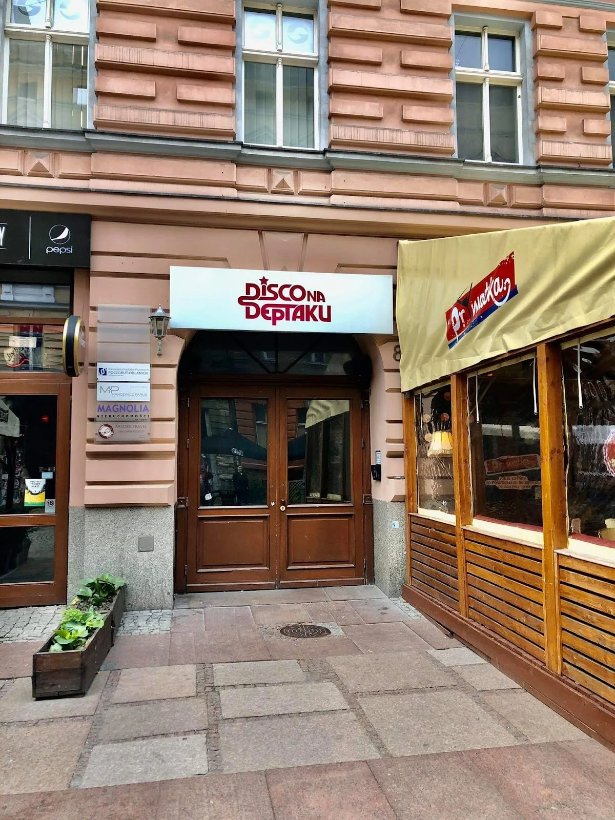 Red Rose Body Art Tattoo And Piercing tattoo shop in Szczecin
