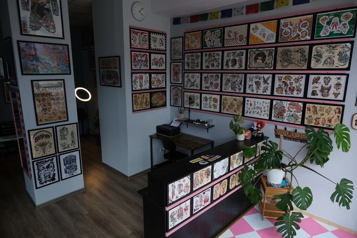 Blue Tiger Tattoo tattoo shop in Gdynia
