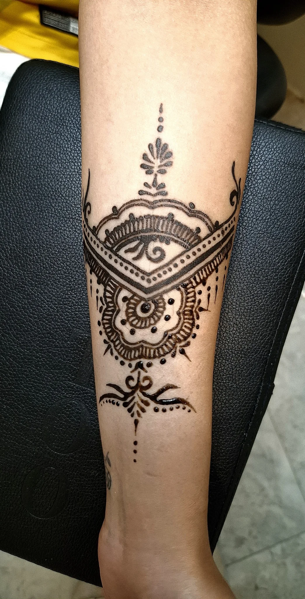 RONNIE Tattoo & Piercing tattoo shop in Cebu City