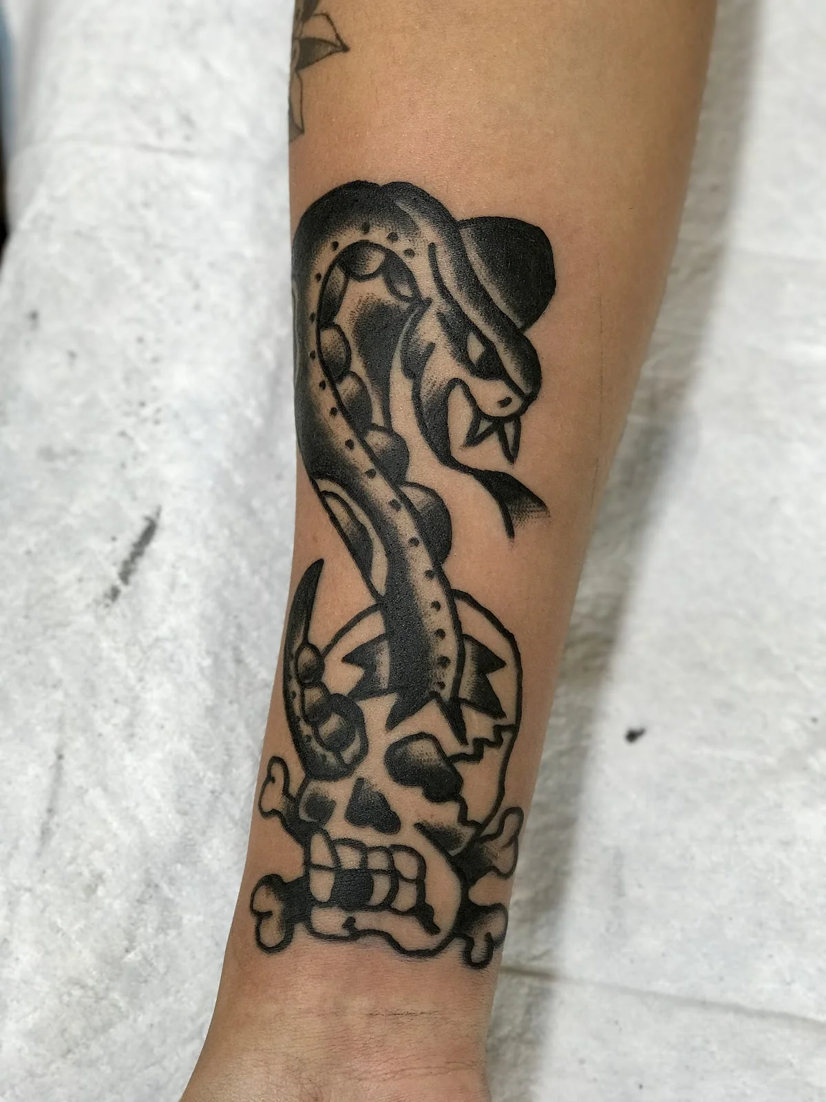 ALLOUT TATTOO tattoo shop in Binan