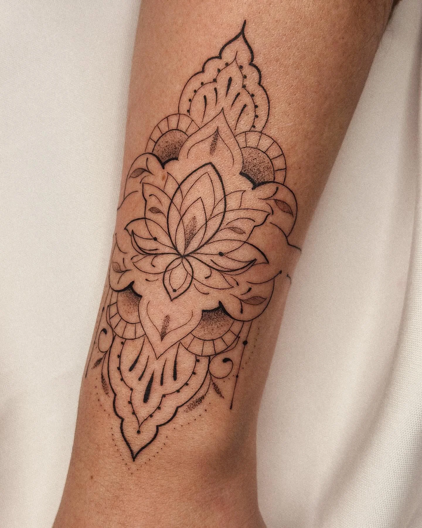 Tattoo at Gi Bianco Tattoo Porto | Fineline & Delicate