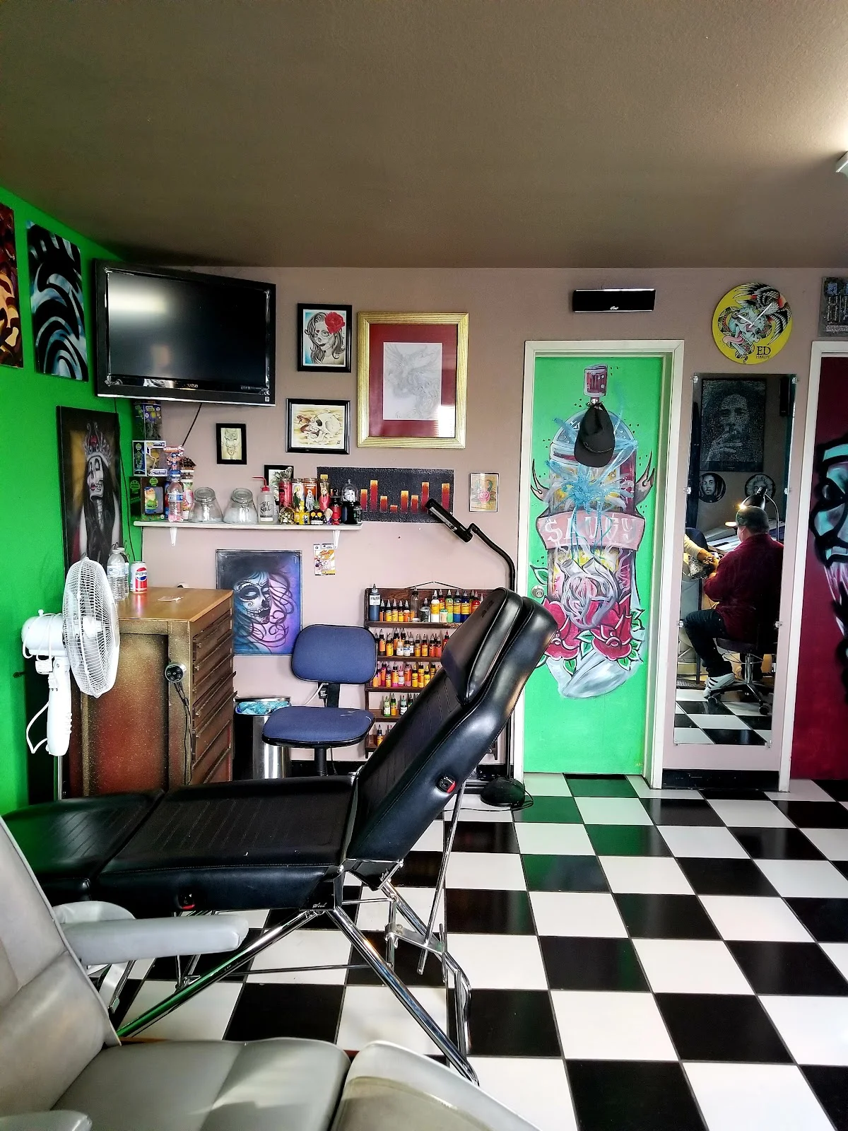 Saucy Ink Tattoo photo