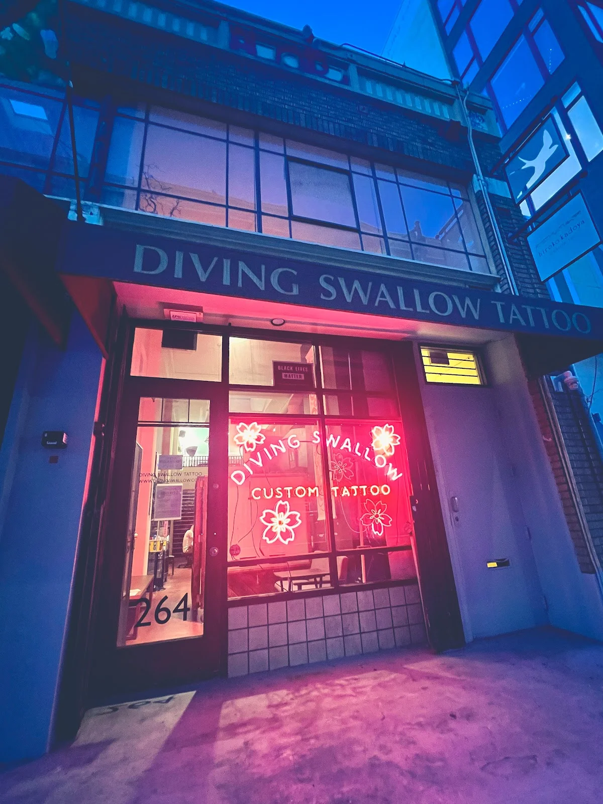 Diving Swallow Tattoo tattoo shop in Oakland, CA