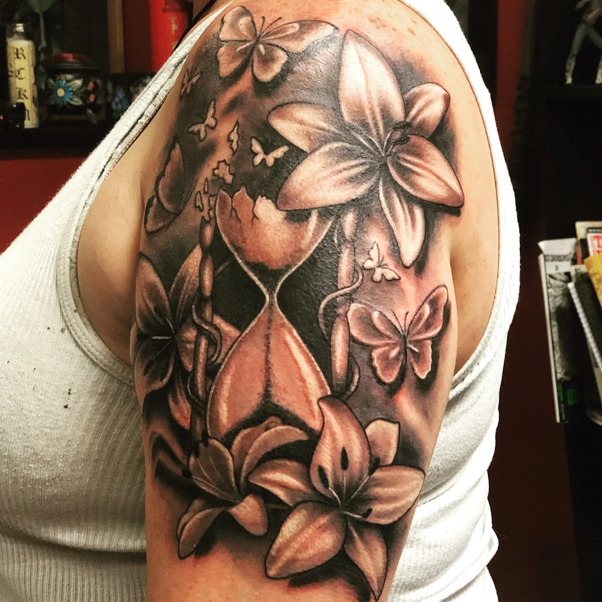 Underground Tattoo photo