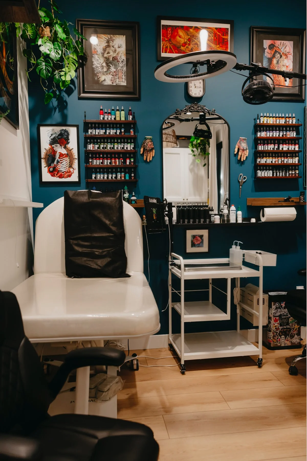 Bright Lantern Tattoo Studio photo