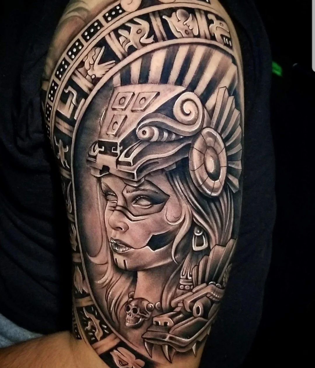 Exclusive Tattoo photo