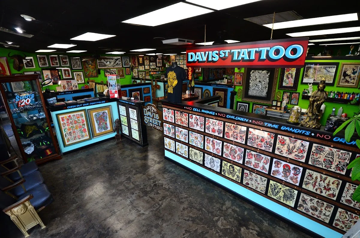 Davis Street Tattoo tattoo shop in Dallas, TX