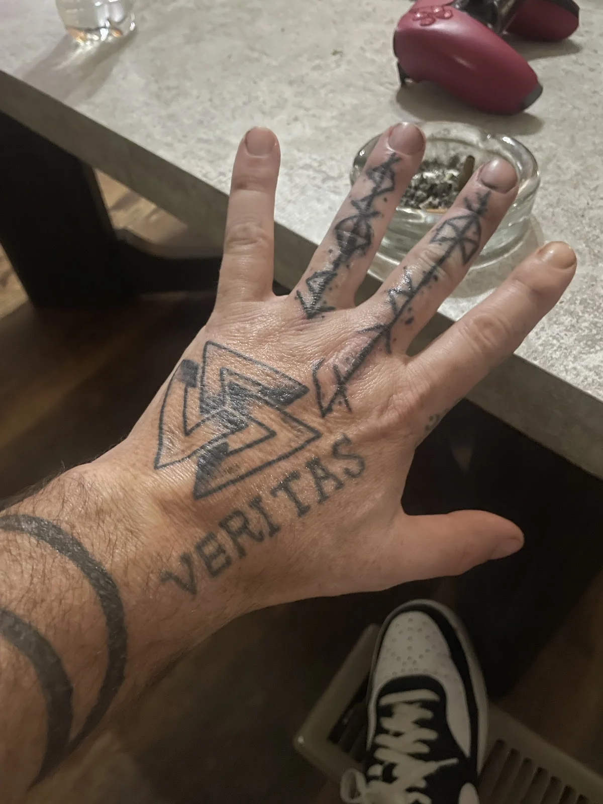 Electric Buzzard Tattoos tattoo shop in Chattanooga, TN