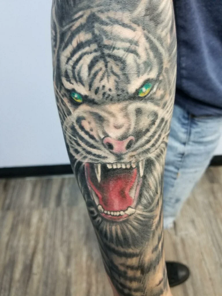 Archangel Custom Ink Tattoo & Piercing tattoo shop in Knoxville, TN
