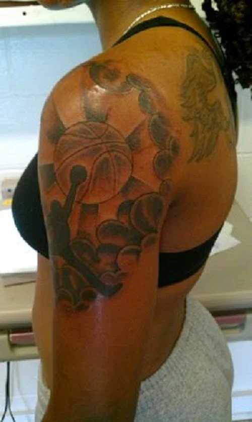 Big Daddy's Vicious Colors Tattoos & Piercings tattoo shop in Clarksville, TN