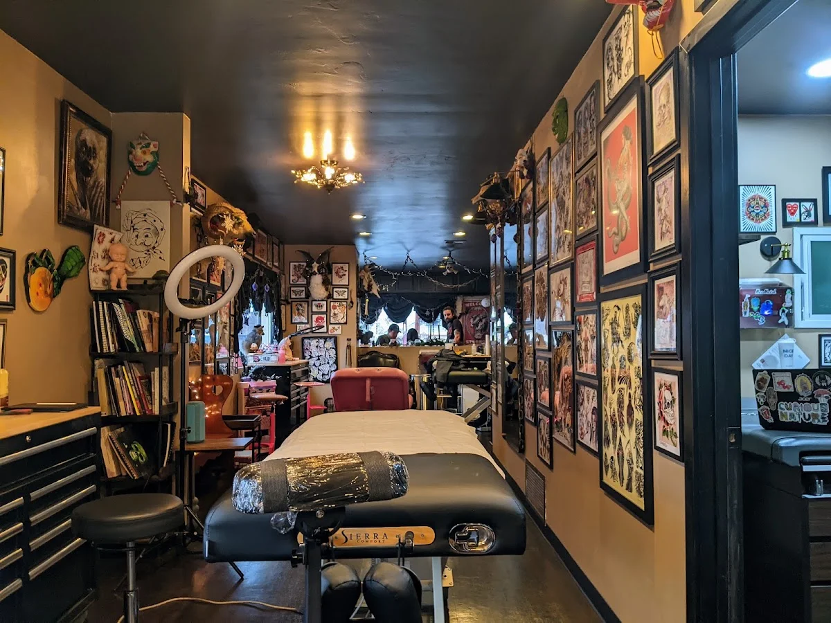 Stolen Rose Tattoos tattoo shop in Scottsdale, AZ