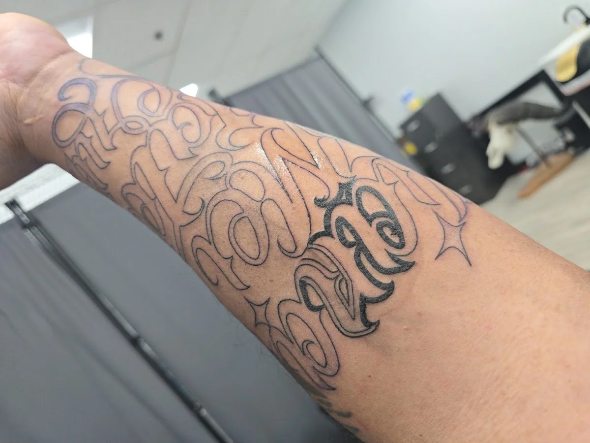 Suite Dreamz Tattoo Hickam AFB tattoo shop in Honolulu, HI