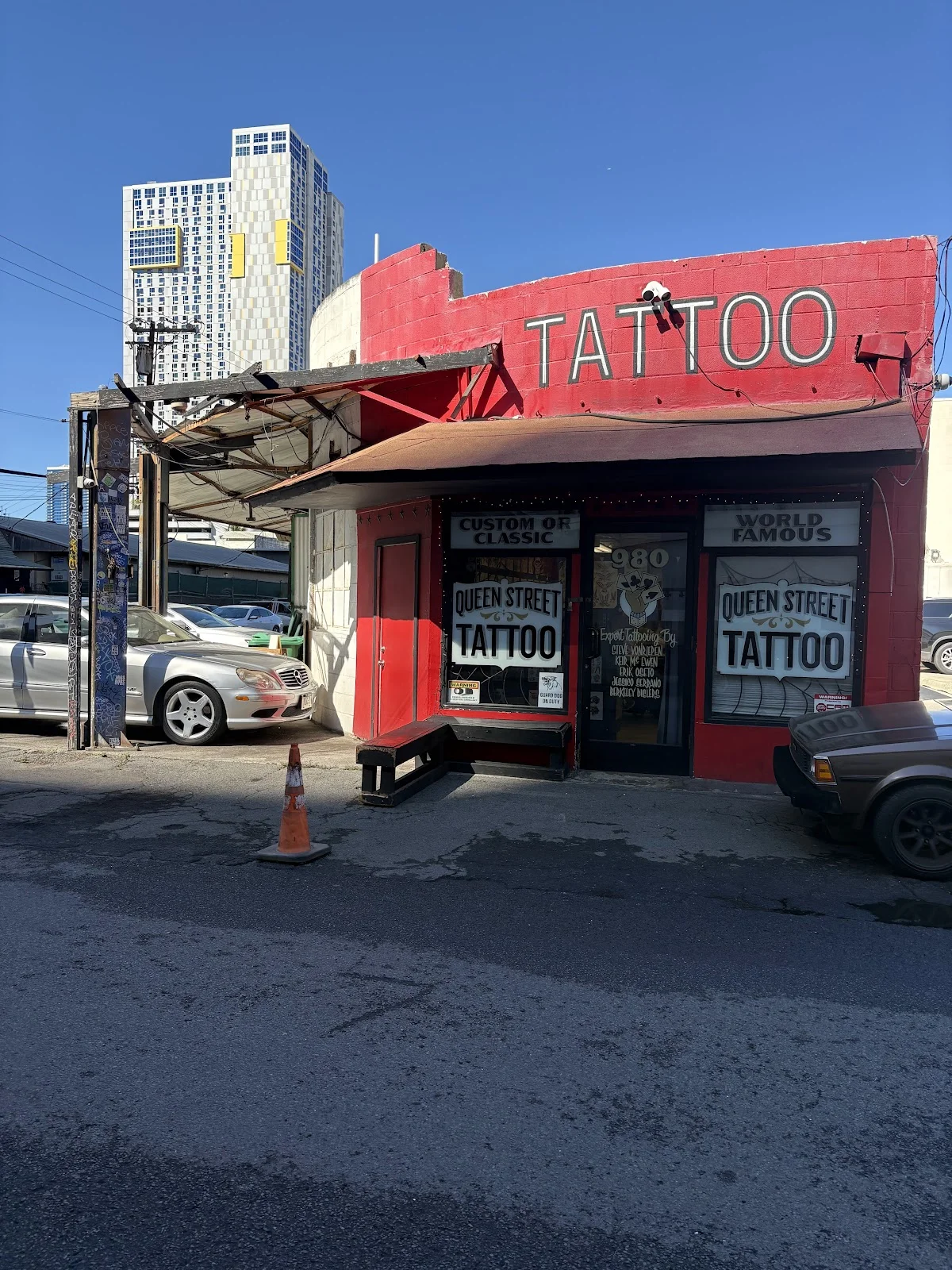 Queen St Tattoo tattoo shop in Honolulu, HI
