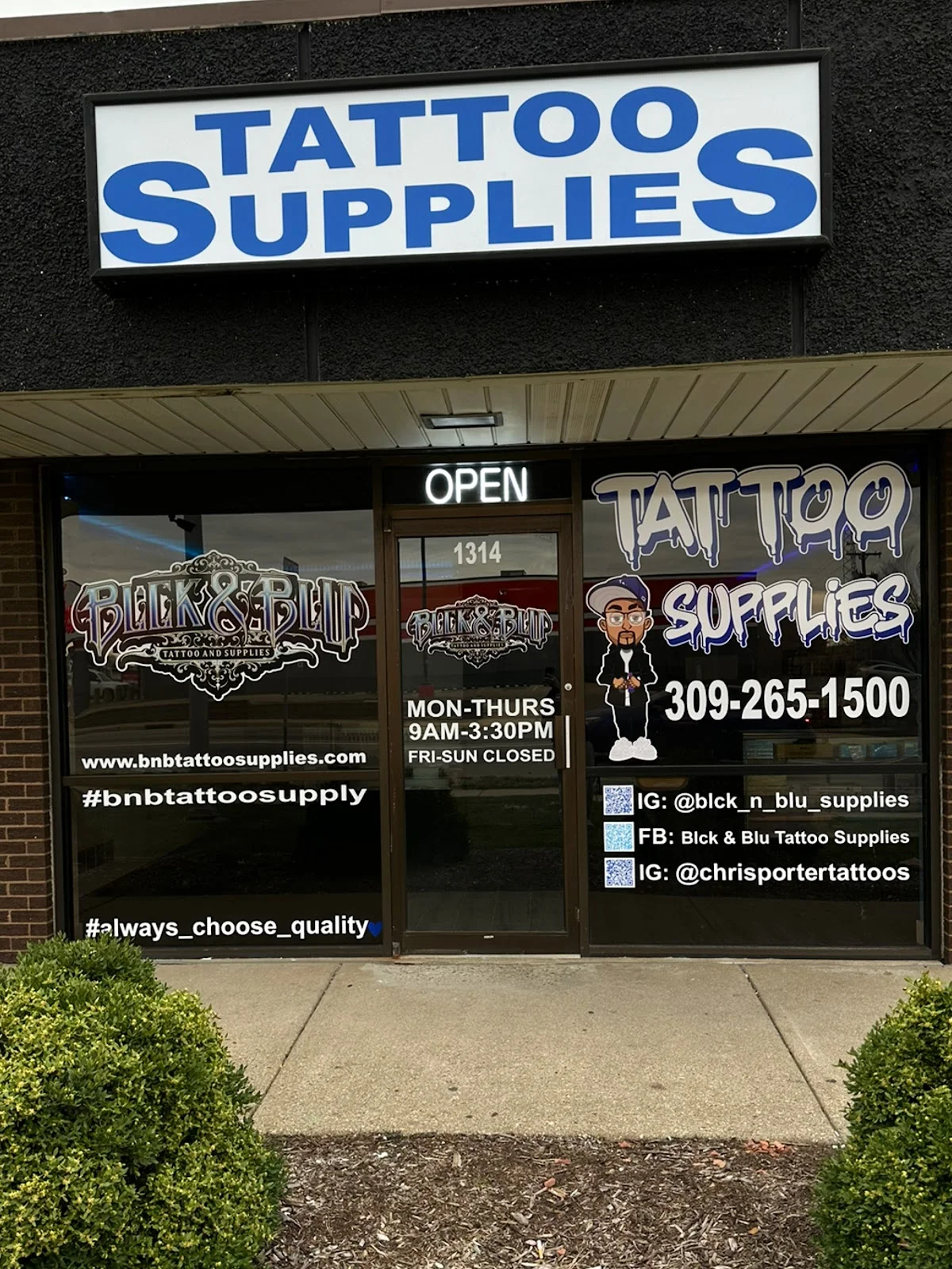 Blck & Blu Tattoo Supplies tattoo shop in Peoria, IL