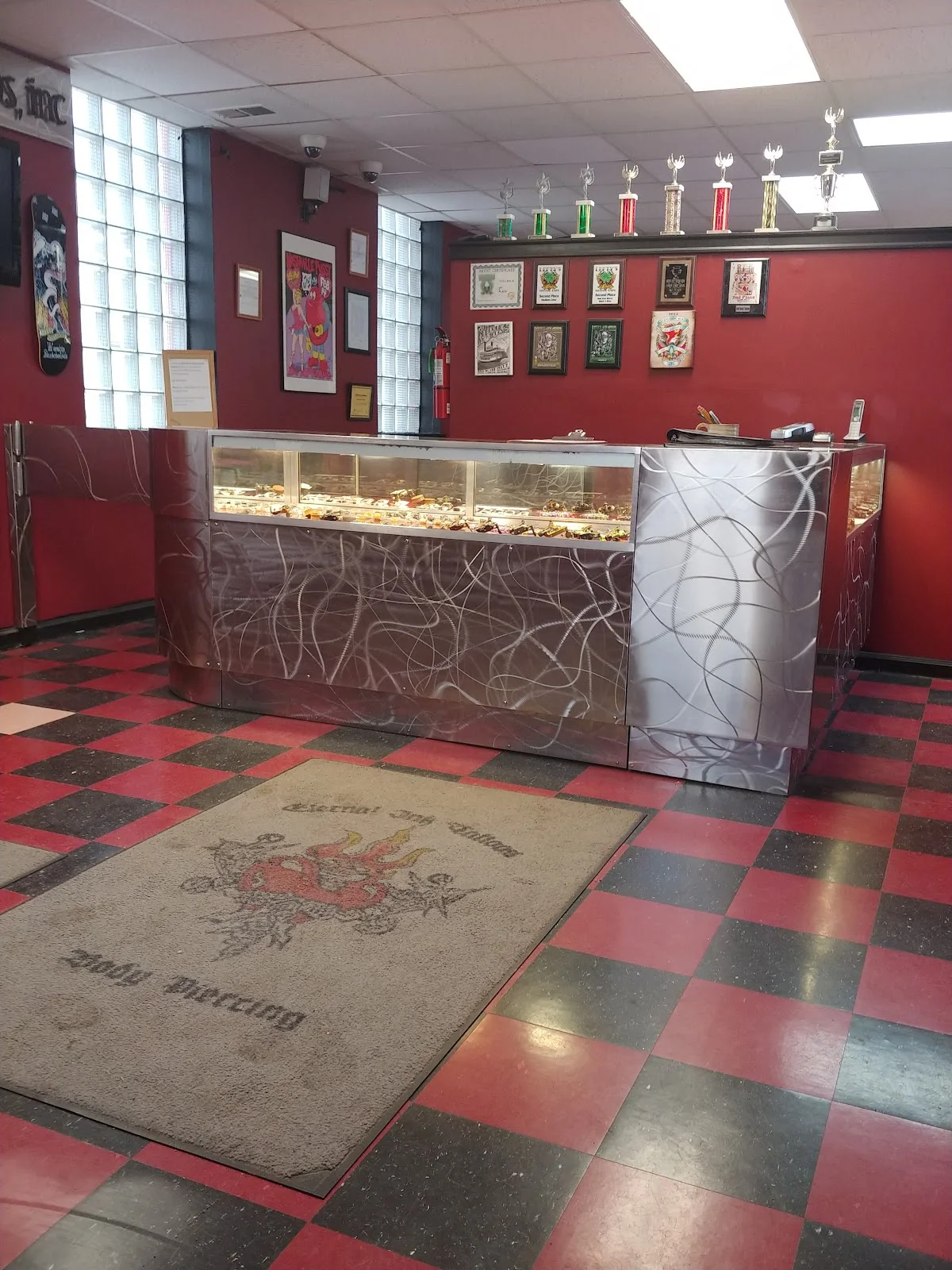 Eternal Ink Tattoos inc tattoo shop in Waterloo, IA