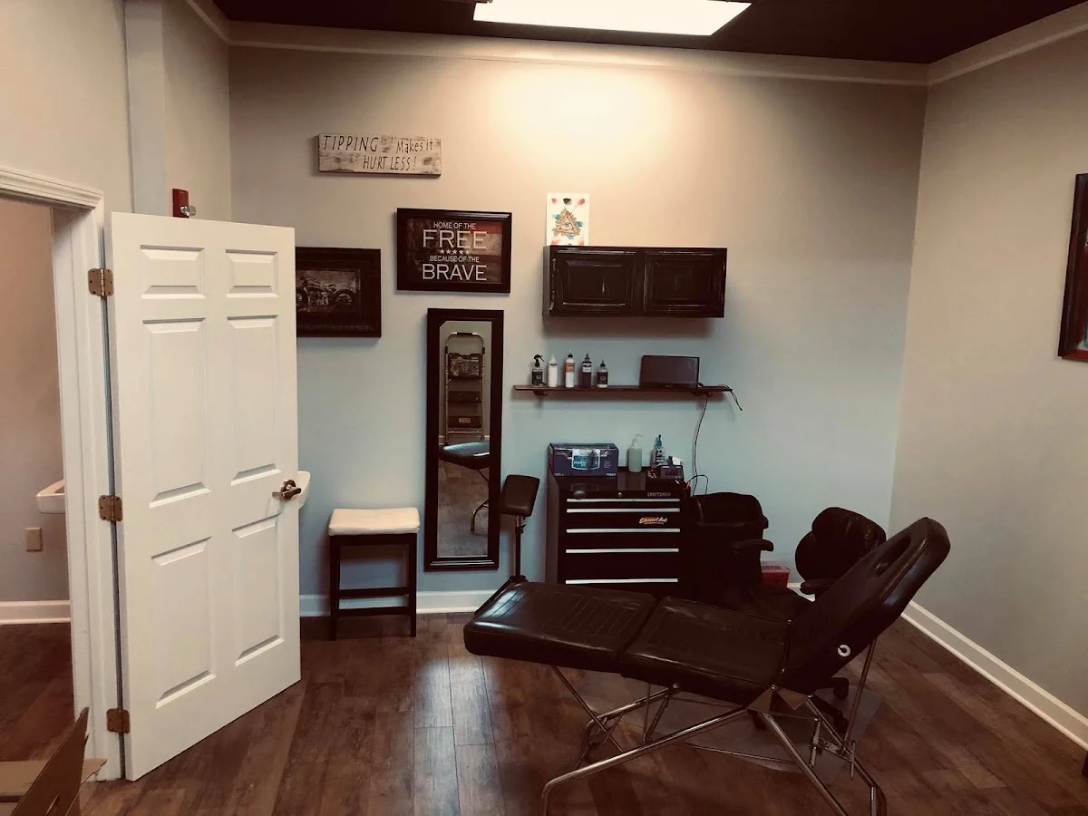 Legendary Tattoo Company tattoo shop in Owensboro, KY