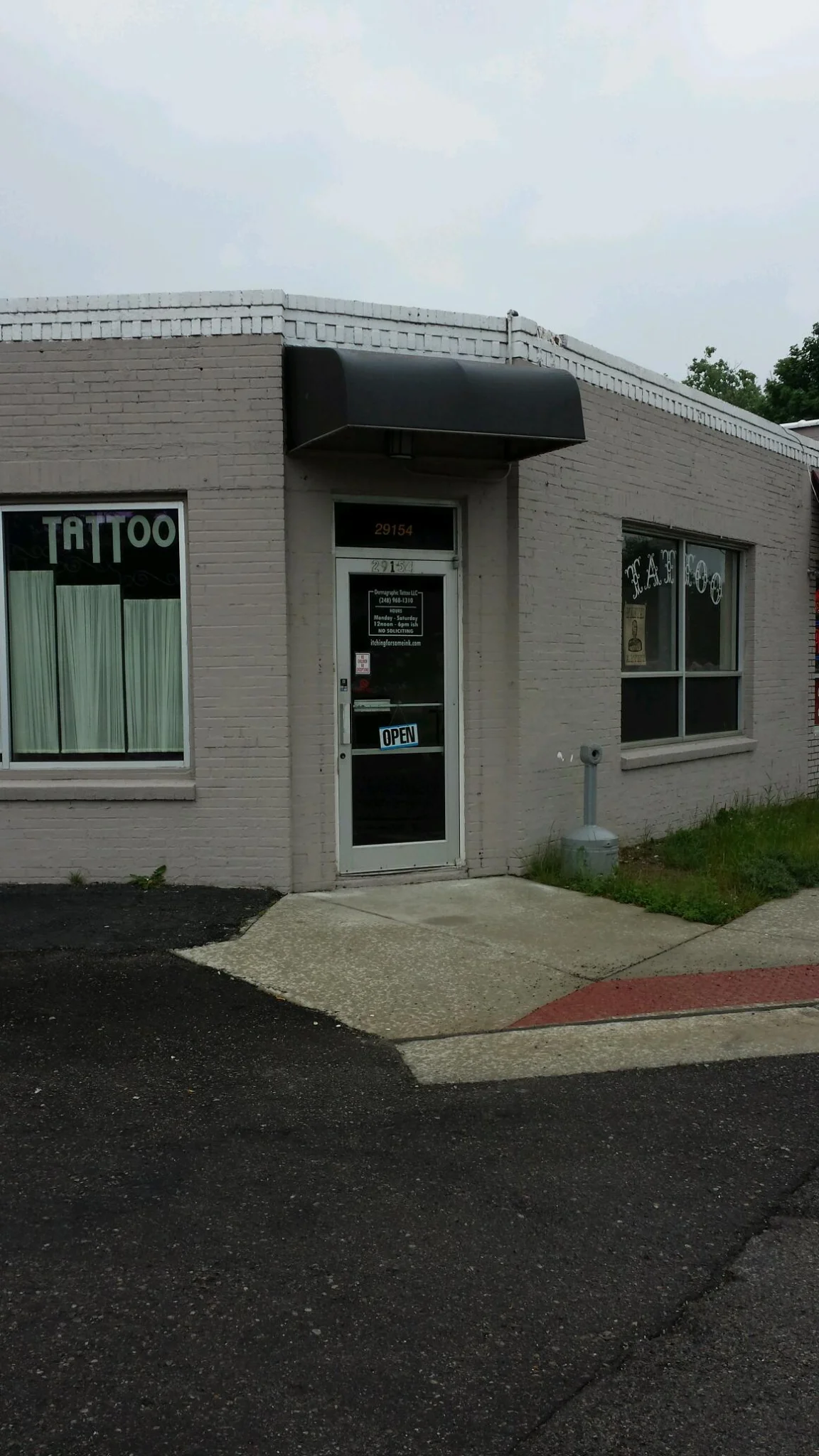 Dermagraphic Tattoo LLC tattoo shop in Farmington Hills, MI