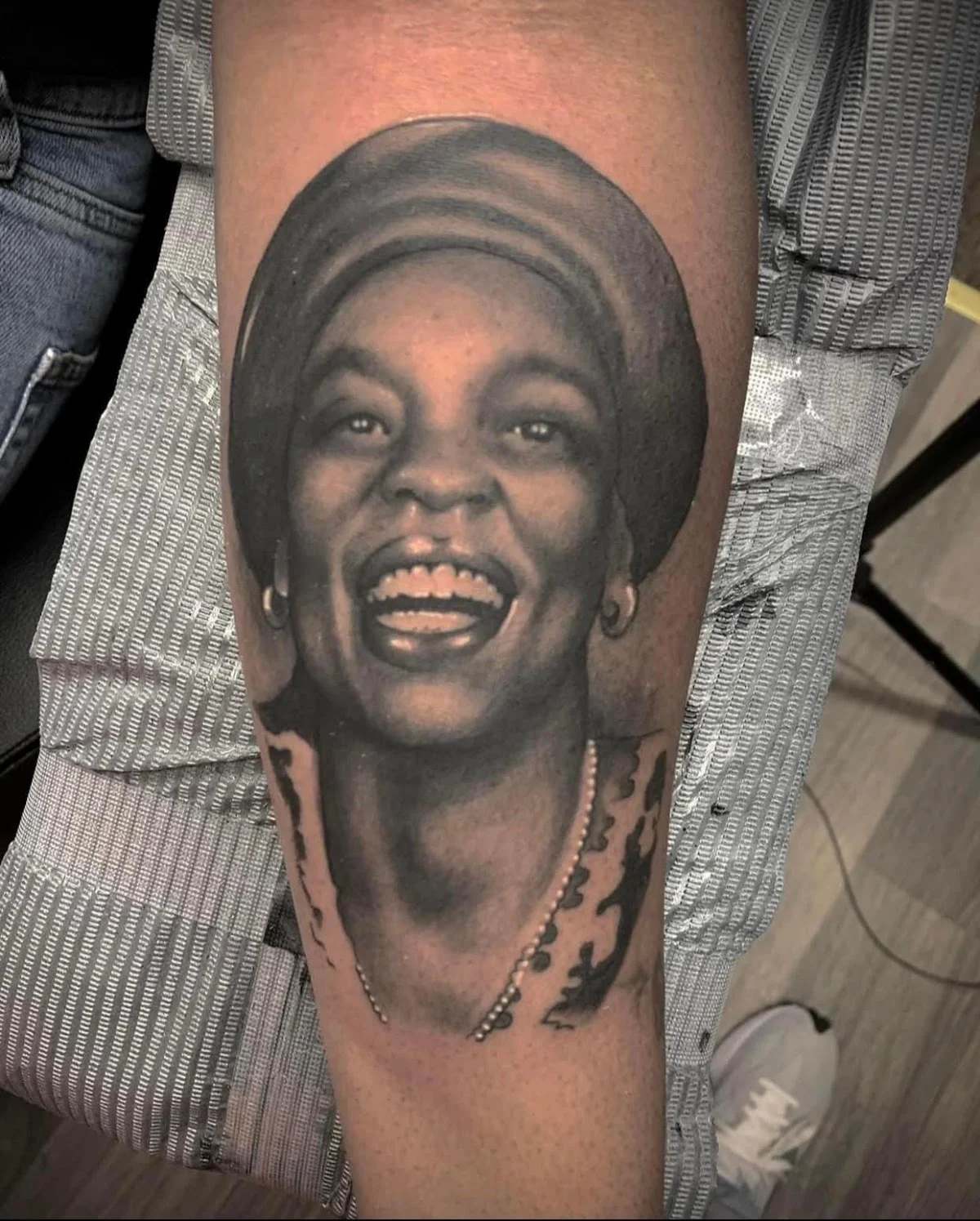 Daydream tattoo studio llc tattoo shop in Lansing, MI