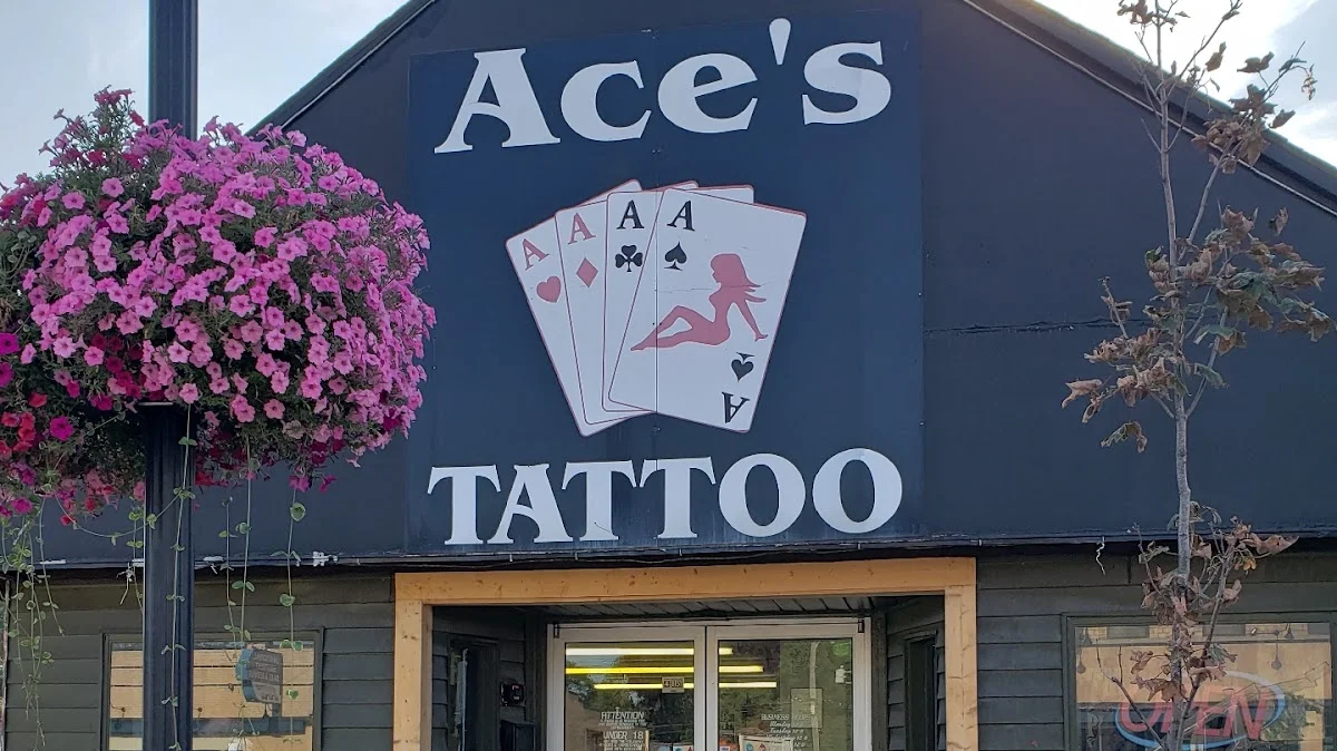 Aces Tattoo & Body Piercing tattoo shop in Warren, MI