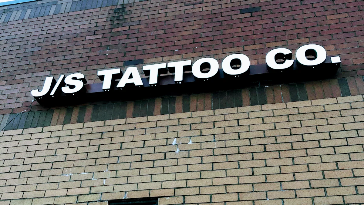 J/S Tattoo Company tattoo shop in Battle Creek, MI