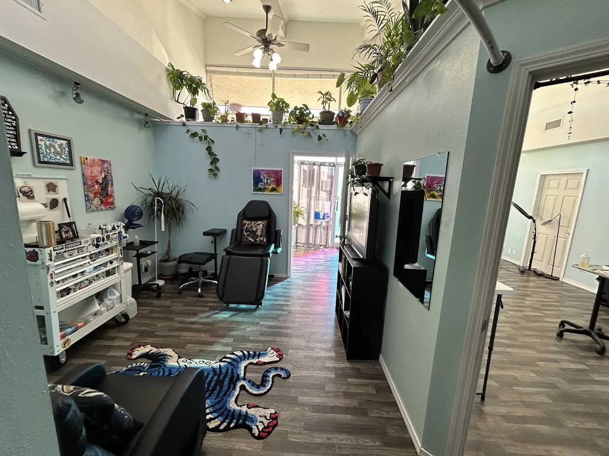 Black Opal Tattoos And Piercings tattoo shop in Joplin, MO