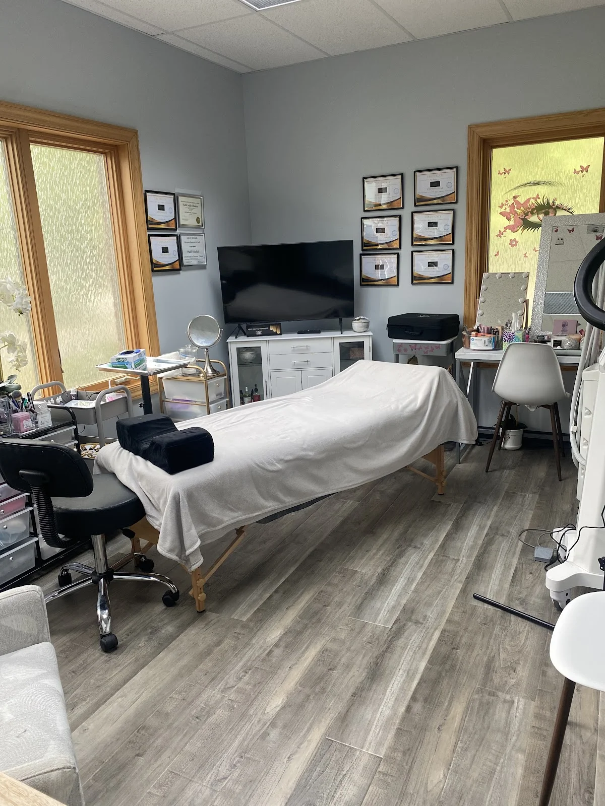 Medical Tattoo & Cosmetic Centers of America tattoo shop in Blaine, MN
