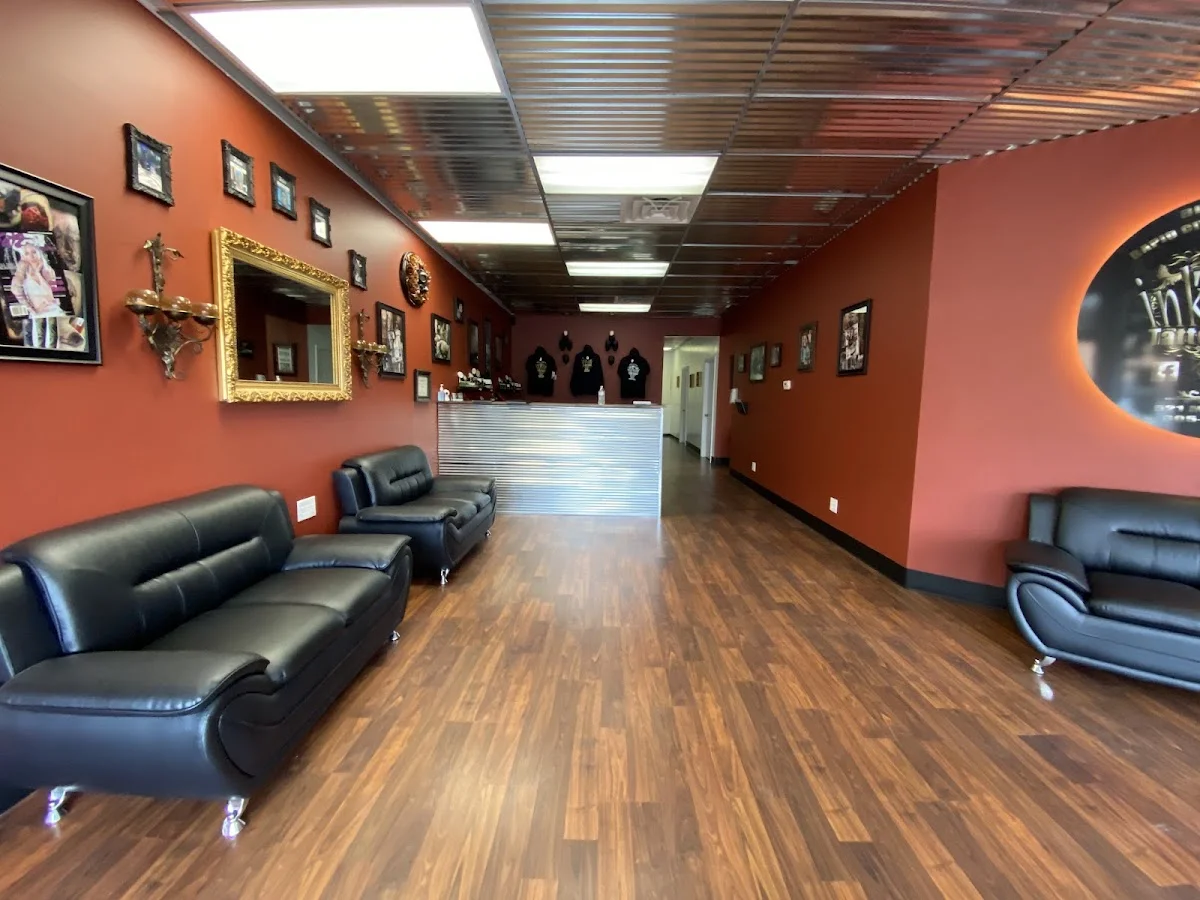 Tattoo Artist Bobby G tattoo shop in Bellevue, NE