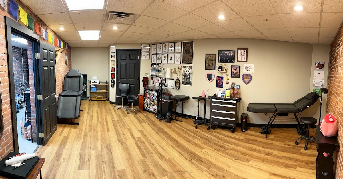 Black Cat Tattoo tattoo shop in Dover, NH