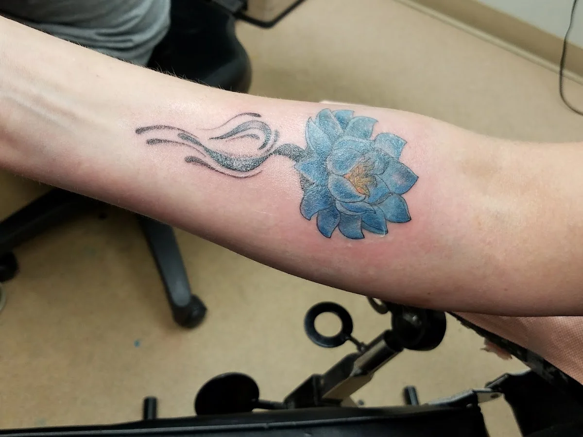 The Darkside Tattoo tattoo shop in Grand Forks, ND