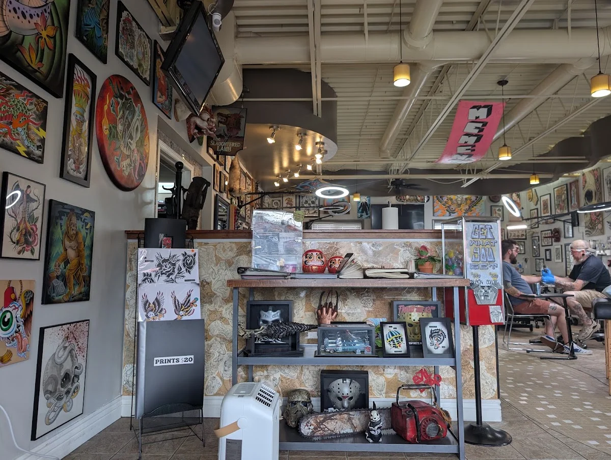 Memento Tattoo and Gallery tattoo shop in Columbus, OH