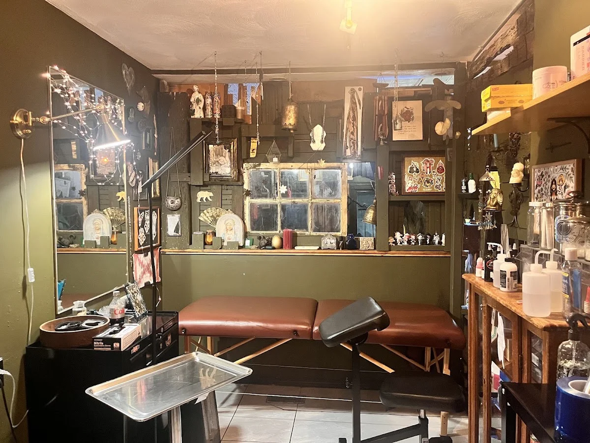 Bright Hollow Tattoo tattoo shop in Providence, RI
