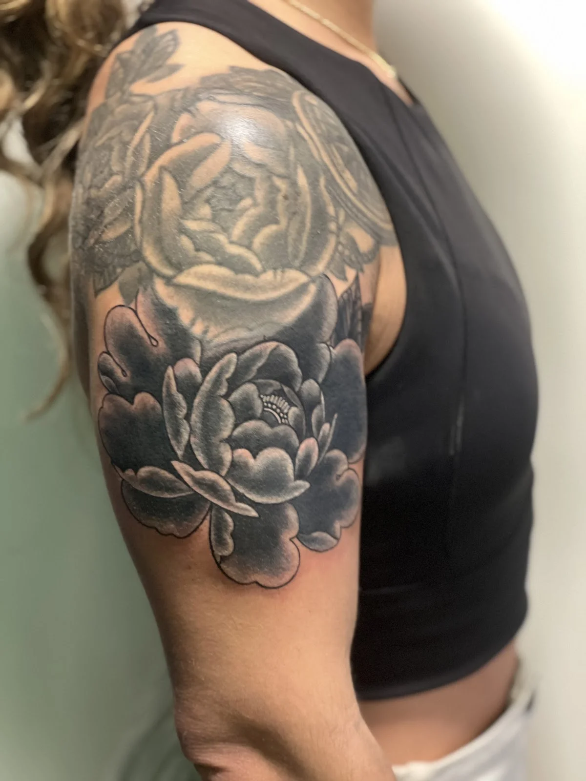 Shade & Lines Art Collective, Tattoo and body piercing tattoo shop in Vancouver, WA
