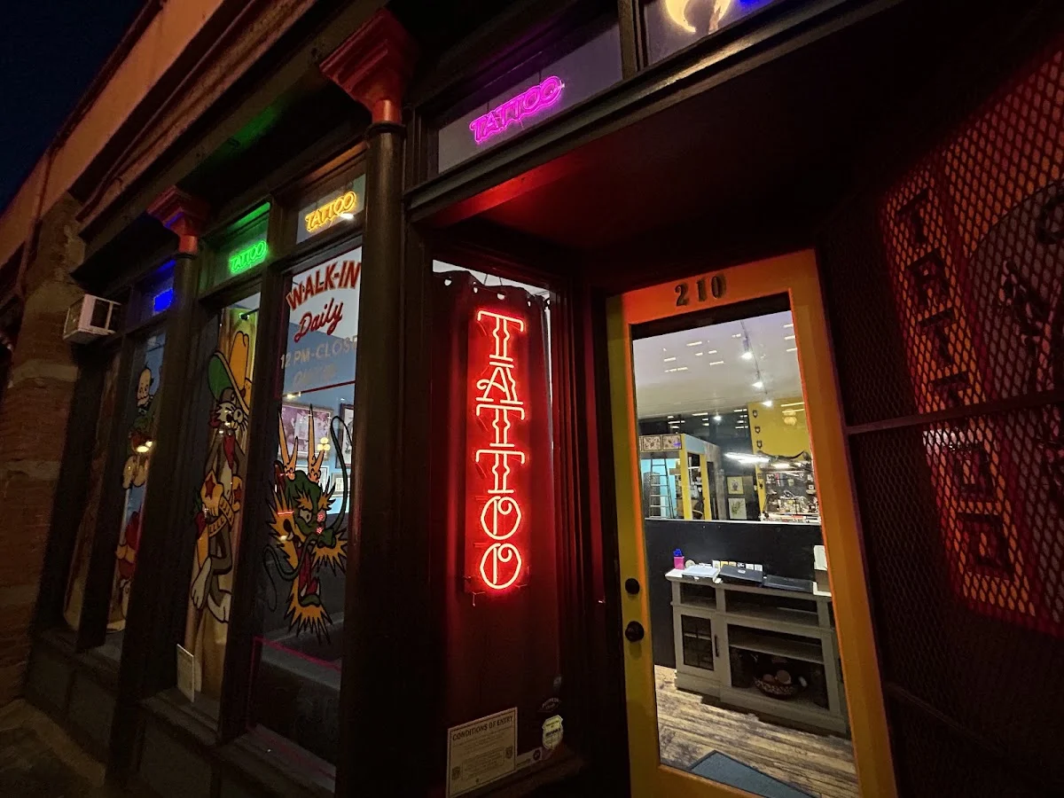 Tattoo Tattoo tattoo shop in Seattle, WA
