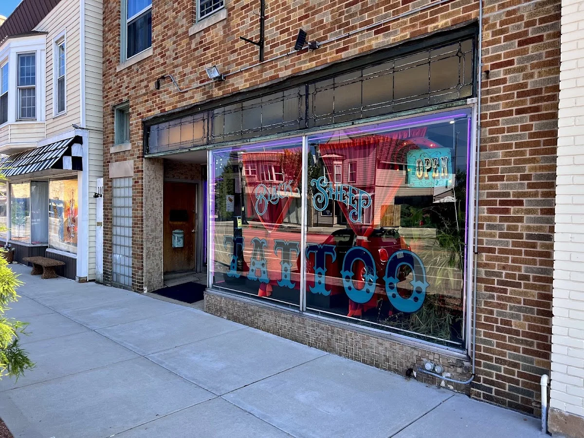 Black sheep tattoo studio tattoo shop in Milwaukee, WI