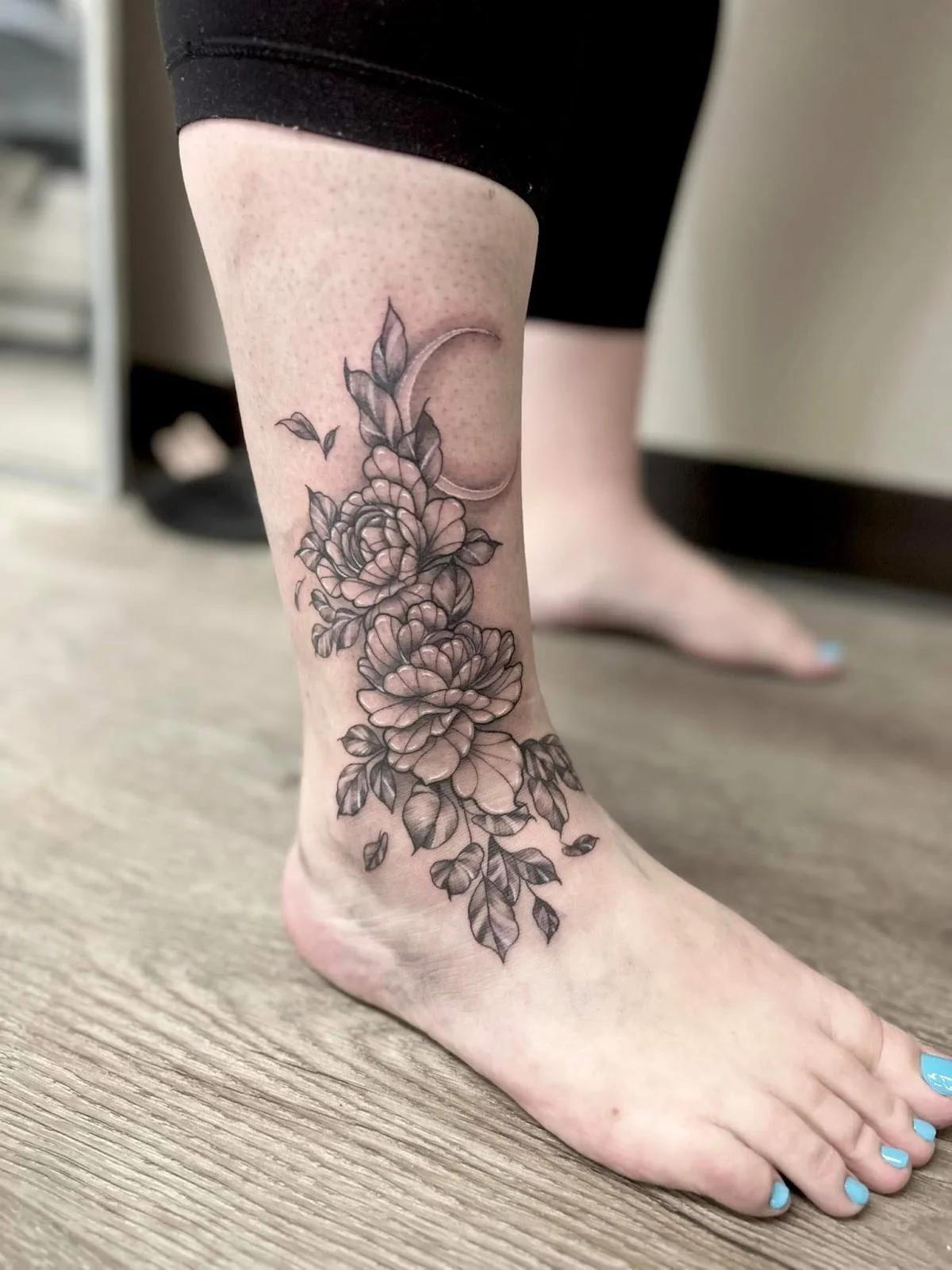 Veil & Ink Tattoo and Body Piercing Studio photo