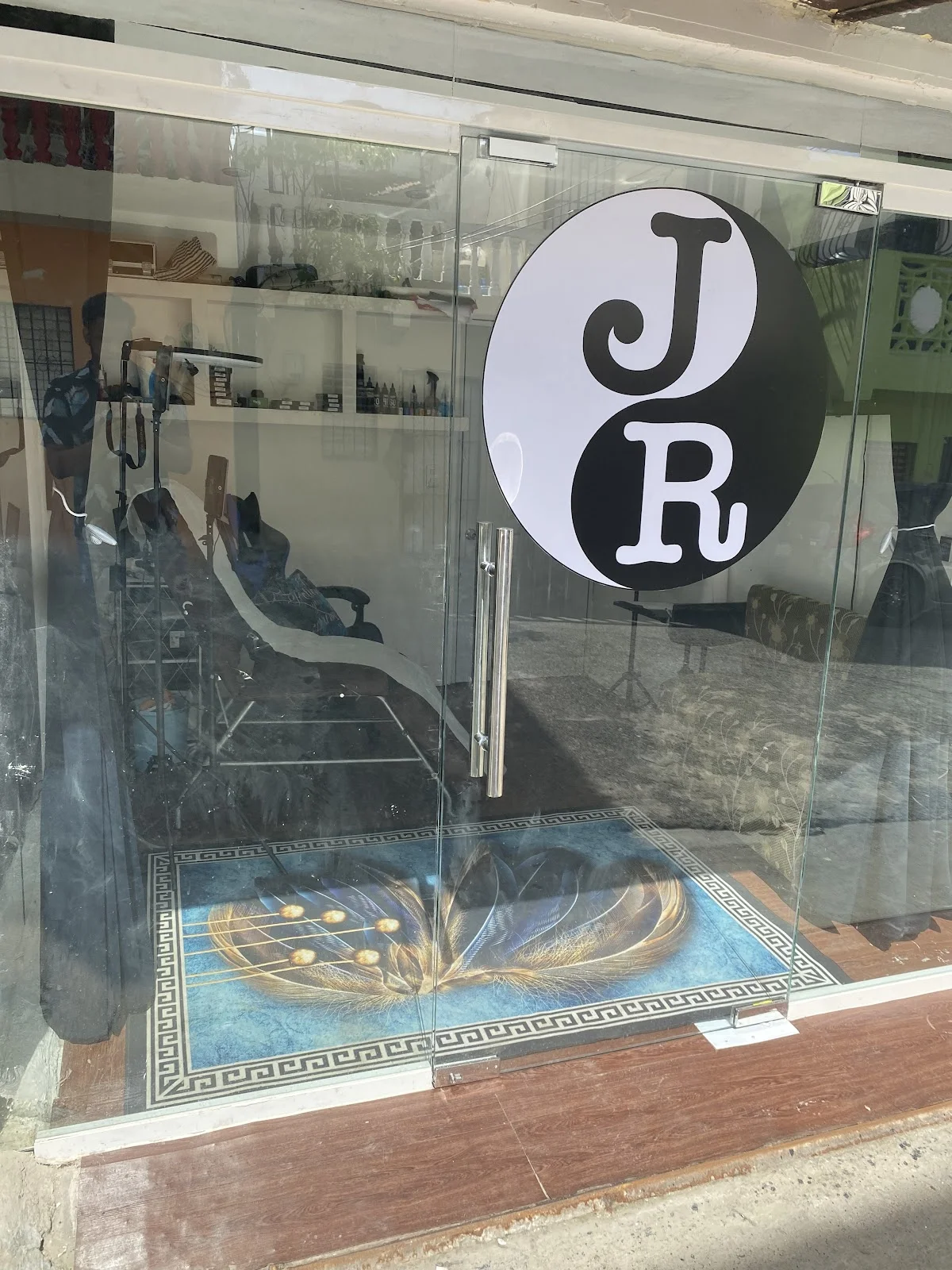 JR tattoos studios tattoo shop in Santo Domingo Este