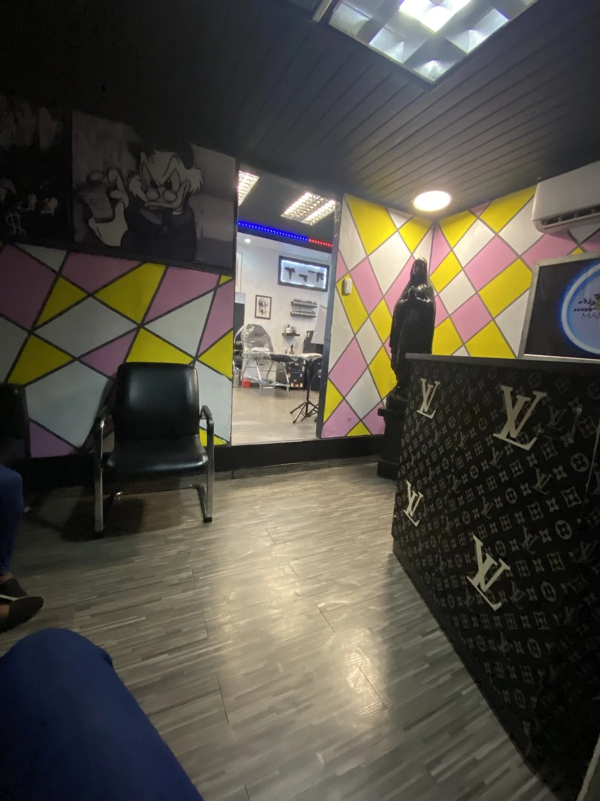 Mandpe Ink Tattoo tattoo shop in Bella Vista